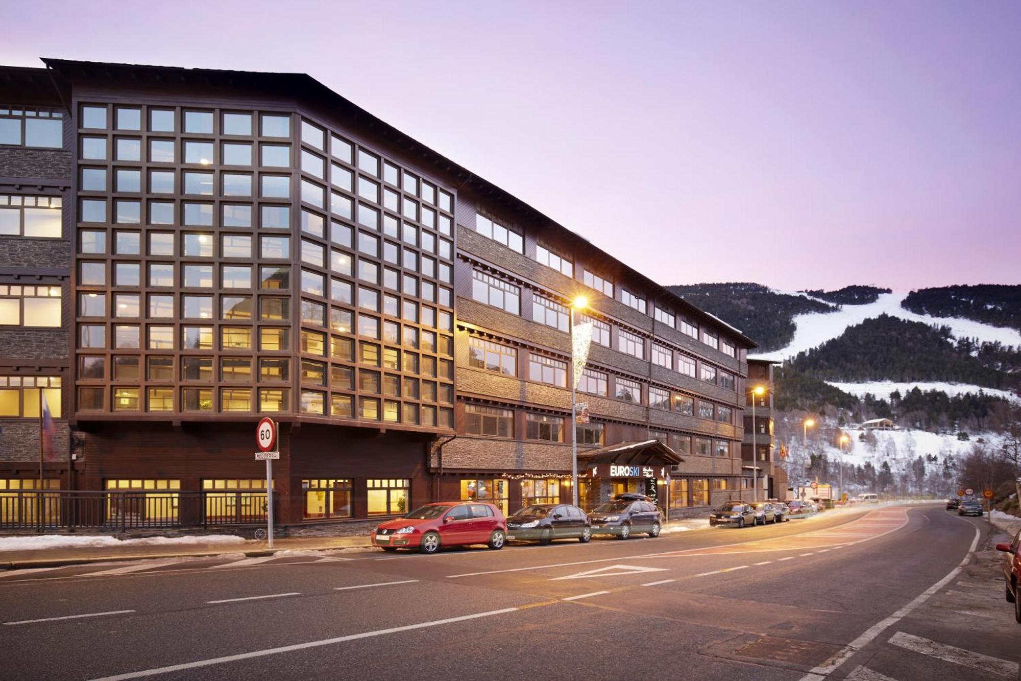 Hotel Euroski Mountain Resort & Spa Ел Тартер Екстериор снимка