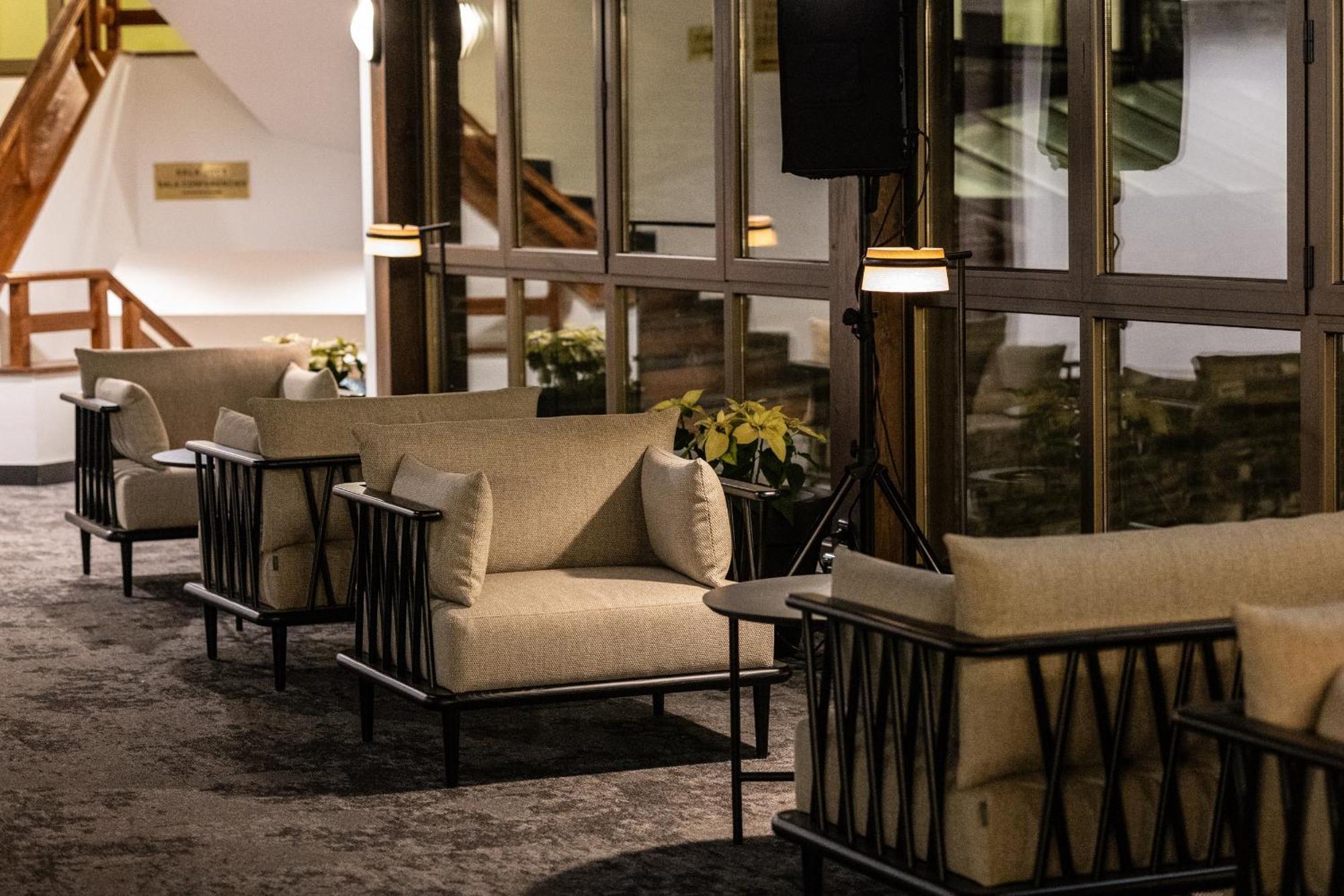 Hotel Euroski Mountain Resort & Spa Ел Тартер Екстериор снимка